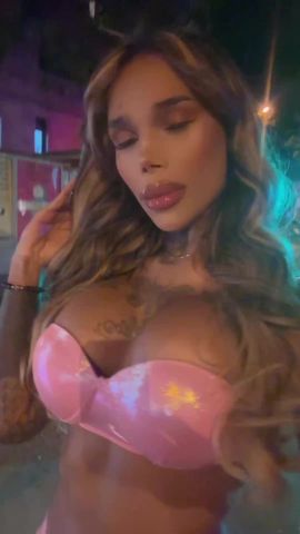 Ximena Golden