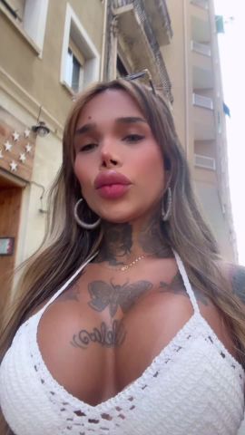 Ximena Golden