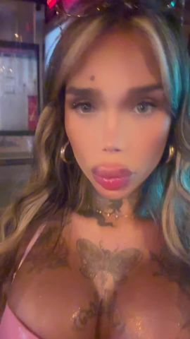 Ximena Golden