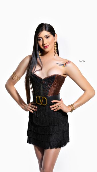 Hola, soy Isabella Isler, una chica trans alta, de piel suave y perfectamente depilada. Me considero una mujer muy complaciente, con una personalidad atrevida, sensual y llena de buena energía. 🍑🍆💦😈🥵

En lo personal, disfruto cada momento de la vida. Me gusta mantener una actitud positiva, optimista y humana. Valoro las conversaciones auténticas y compartir con personas que tengan una vibra espectacular.

Creo que la mejor forma de conocer a alguien es tomando un café, disfrutando una buena cena o una copa, mientras conversamos sobre nuestros gustos, experiencias y aficiones en un ambiente cómodo, relajado y con mucha química. Después, si la conexión fluye, dejar que el momento nos sorprenda y disfrutar juntos de toda la complicidad, el morbo y la pasión que nazcan de forma natural. ✨

Si te gusta la idea y crees que podríamos pasar un momento inolvidable juntos, no dudes en escribirme.

Solo personas solventes. 💸

Hello, I’m Isabella Isler, a tall transgender woman with soft, silky, perfectly smooth skin. I’m naturally affectionate, open-minded, confident, and enjoy creating unforgettable experiences. 🍑🍆💦😈🥵

Personally, I believe in enjoying every moment of life with a positive, optimistic, and genuine attitude. I love spending time with people who have great energy and know how to appreciate good company.

I believe the best way to get to know someone is over a coffee, a nice dinner, or a drink, while talking about our interests, passions, and experiences in a relaxed and comfortable atmosphere. And if the chemistry is right, we can simply let the moment lead us and enjoy all the excitement, attraction, and playful tension that comes naturally. ✨

If you like the idea and think we could have an amazing time together, send me a message.

Serious and financially established people only. 💸