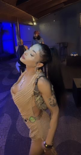 TS LINDA 