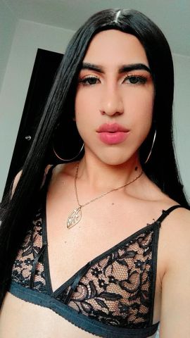 Alexandra Yoza