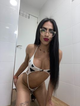 Alexandra Yoza