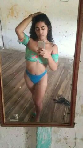Morenita Caliente 