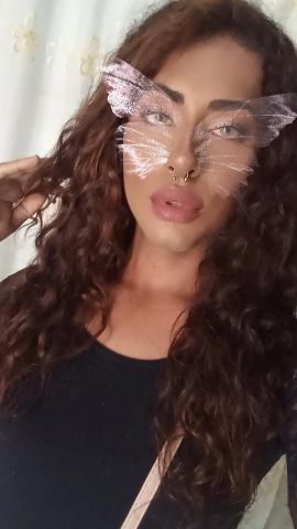 Morenita Caliente 