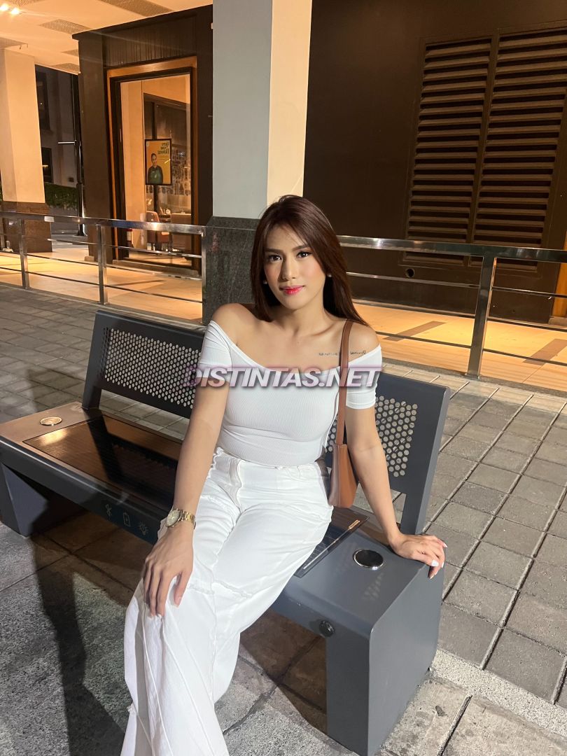 Gorgeous Danna