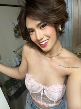 Gorgeous Danna