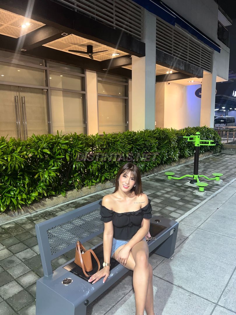 Gorgeous Danna