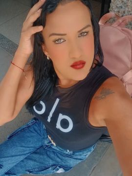 Emily Dayana 