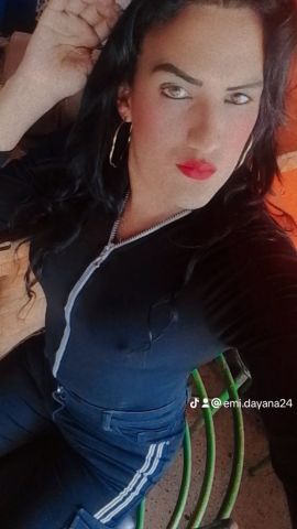 Emily Dayana 