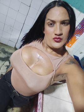 Emily Dayana 