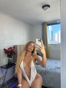 Valentina Smith