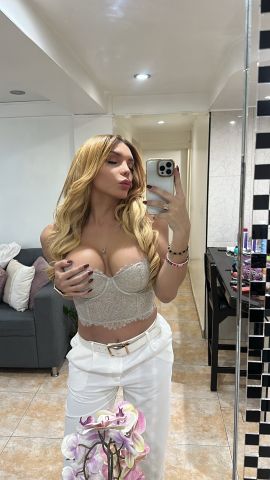 Valentina Smith