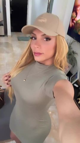 Valentina Smith