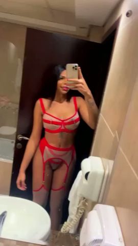 Sabrinne Diamond
