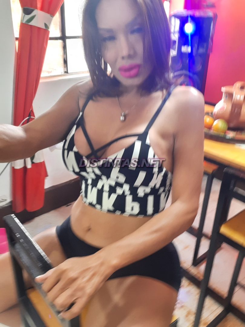 Lorna Maria