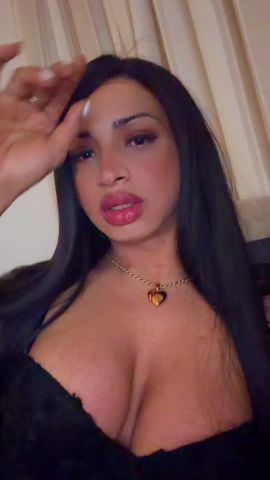 Aline Gomes Pornostar