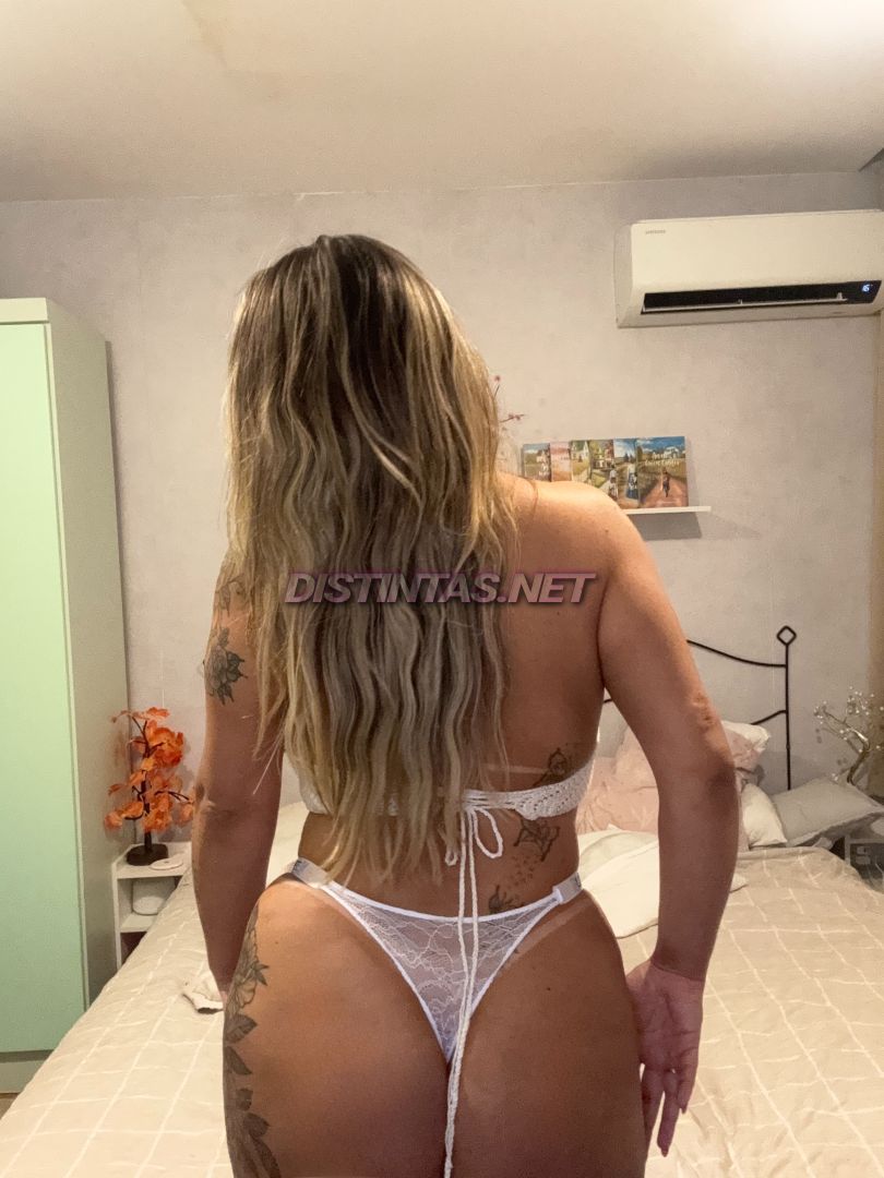 Ella G