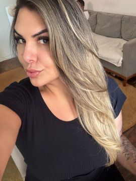 Ella G