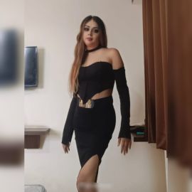  Shemale Sunayna