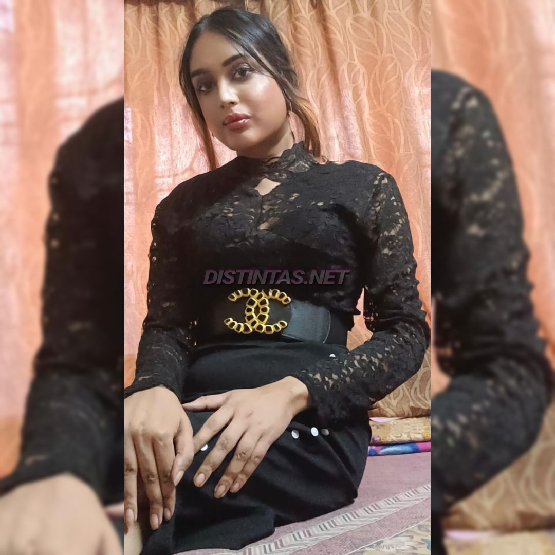  Shemale Sunayna