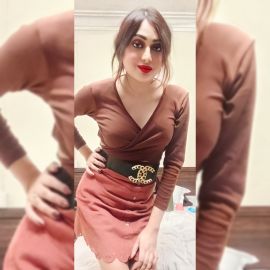  Shemale Sunayna