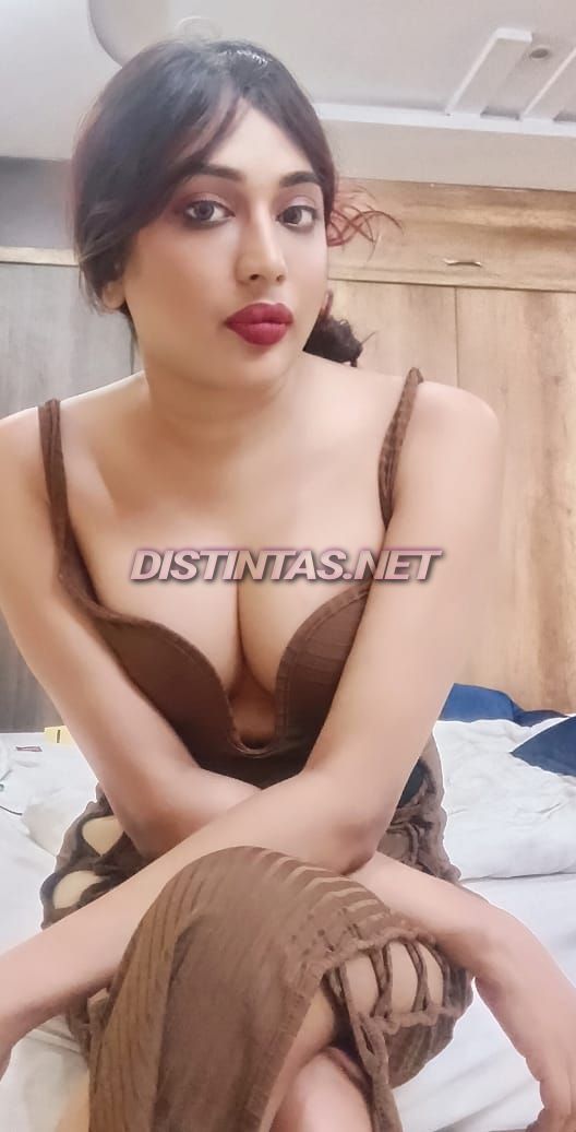  Shemale Sunayna