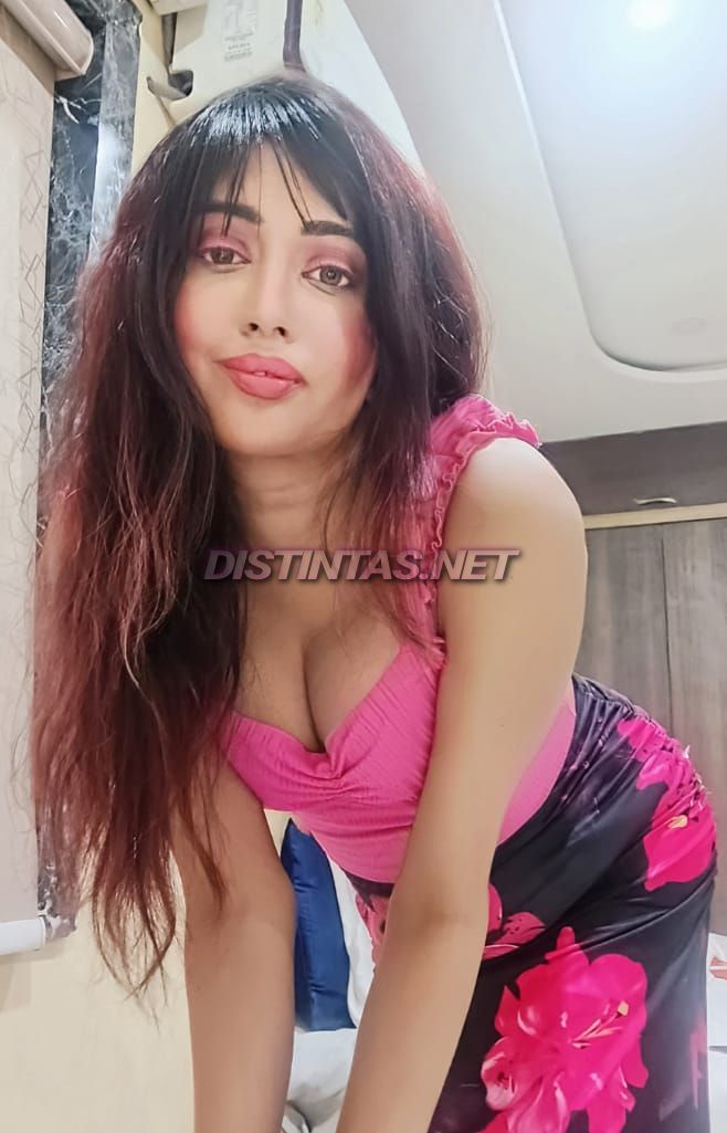  Shemale Sunayna