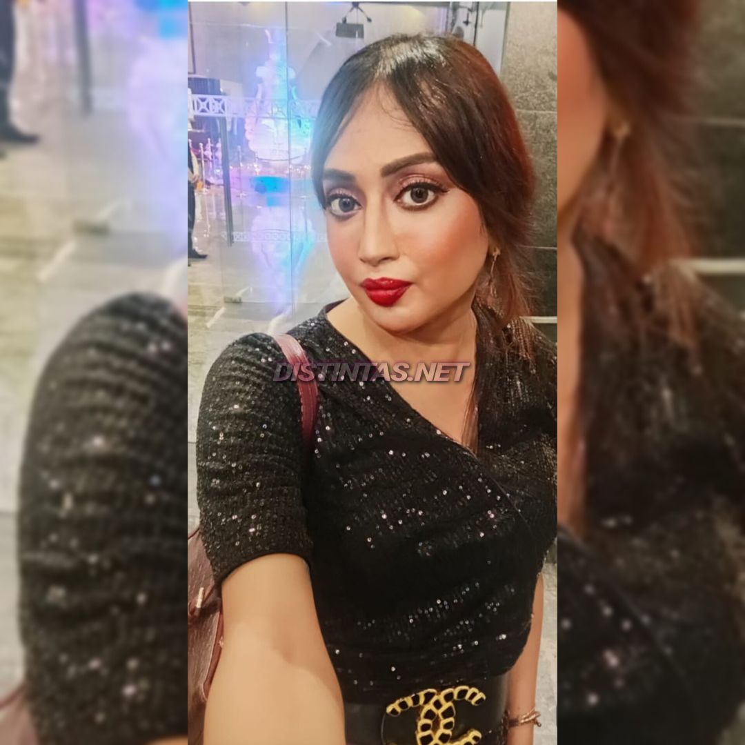  Shemale Sunayna