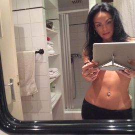 Claudia Moura