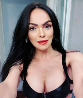 Claudia Moura
