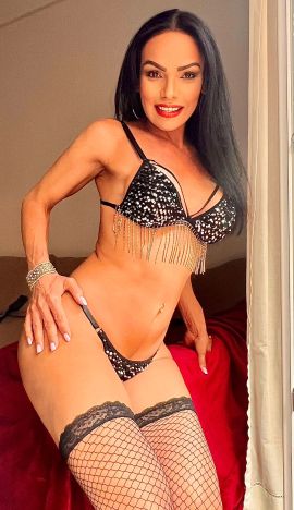 Claudia Moura