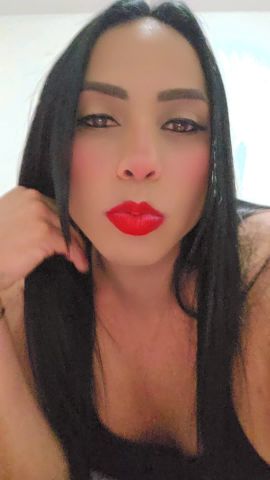 Daniela Love