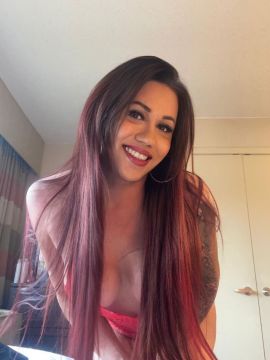 Scarlet Latina