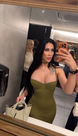 Vicky Love