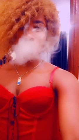 Cashy shemale