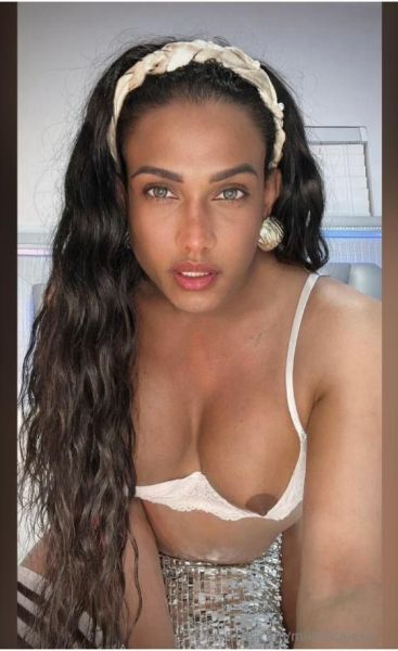 Cuban discreet nice accommodating and very funny look me up and you will have the best time of your life for more information in private