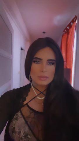 Nicole latina 