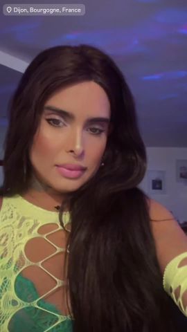 Nicole latina 