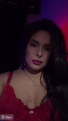 Nicole latina 