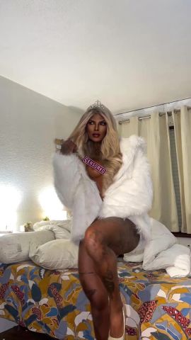 Safira Grosse Bite