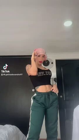 Agatha Red