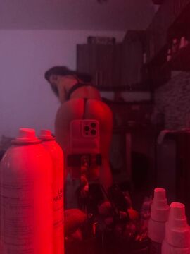 Agatha Red
