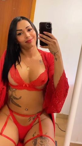 Emanuelle Amaral 