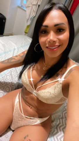 Emanuelle Amaral 