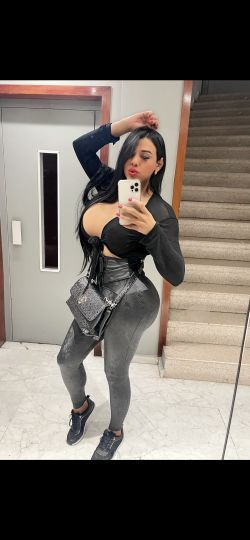 Camila Prado