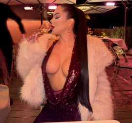Eva Valentina