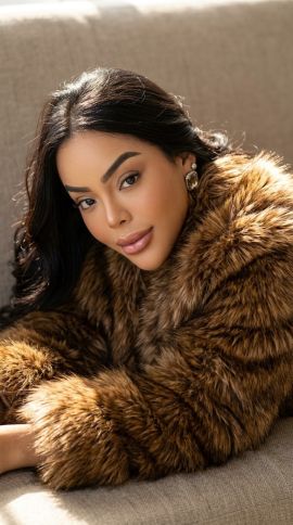 Eva Valentina