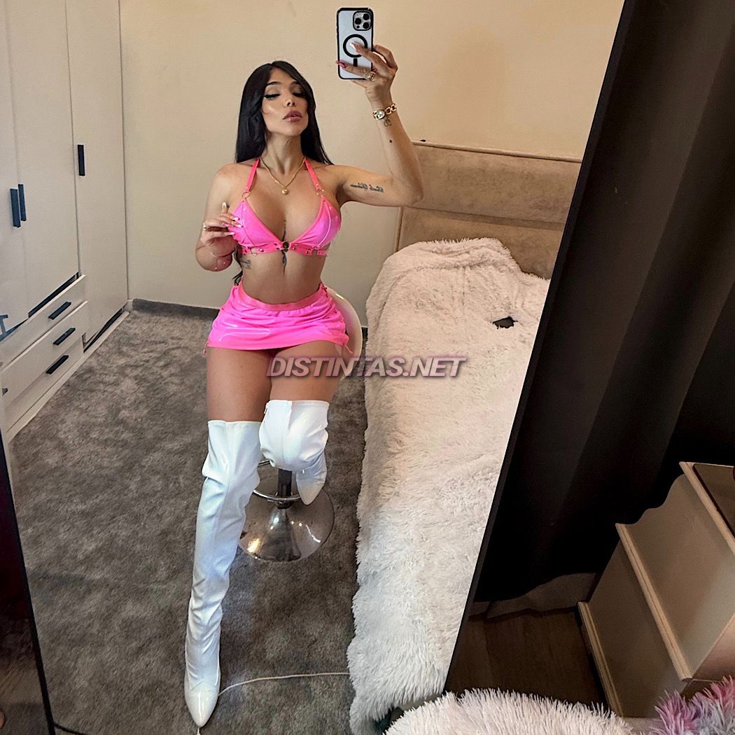 Genesis Sexxy