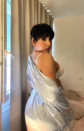 Stefany Santos